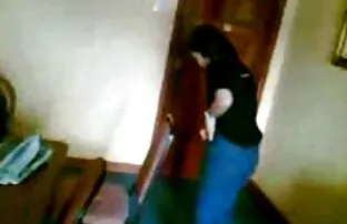 XXX स्लिम हॉलीवुड बीएफ सेक्सी मूवी बिल्ली दीवार के सामने