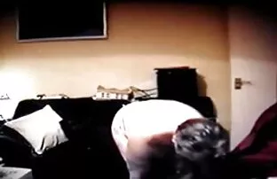 XXX शरारती वह पार्क में उसकी टोपी सेक्सी वीडियो में हिंदी मूवी में लग रहा है
