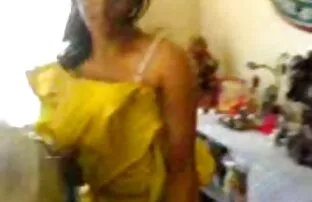 XXX लड़की उदार टैटू पर आदमी सेक्सी हिंदी वीडियो मूवी पेंच