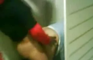 XXX सुनहरे बालों वाली बिल्ली में, रबर के चेहरे में उसके सेक्सी वीडियो फुल फिल्म गुलाम