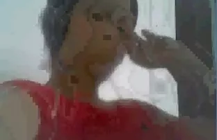 XXX बेडरूम में हिंदी सेक्सी मूवी वीडियो कैमरा कपड़े हटा दें