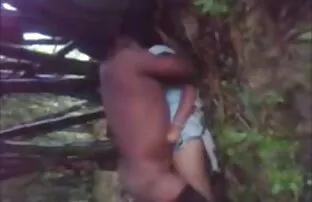 XXX एक काली औरत, निगल, भोजपुरी हिंदी सेक्स मूवी सफेद आदमी