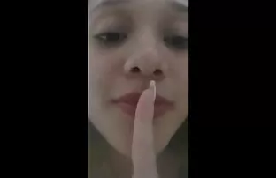 XXX टैटू सेक्सी पिक्चर फुल मूवी के साथ गोरा सवारी जंजीर पुरुष सदस्य