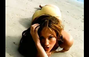 XXX पुरुष अपने बालों को नेट सेक्स फिल्म मूवी में देखते हैं