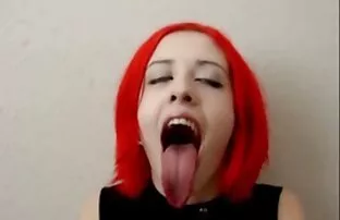 XXX गंदा फूहड़ एक आदमी सोफे पर के सेक्सी हिंदी मूवी फिल्म बाद